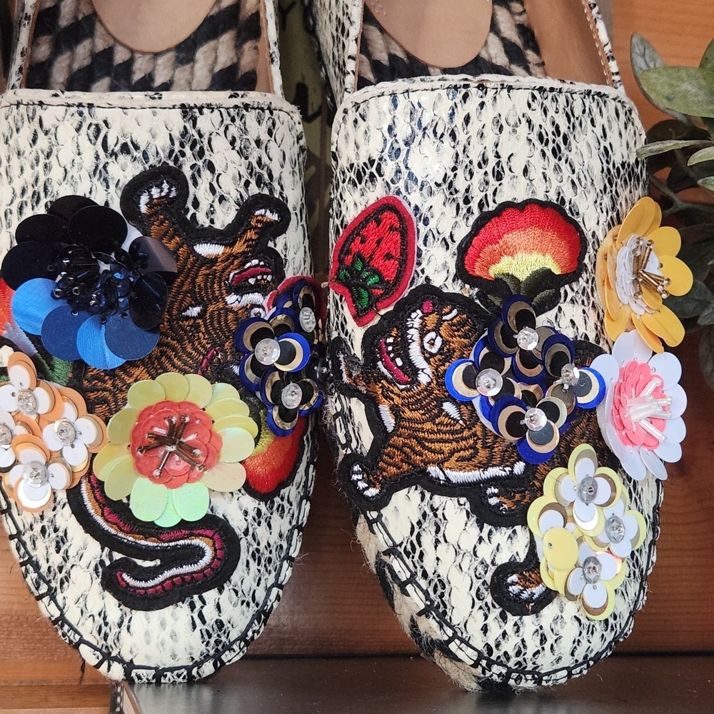 Bill Blass Anthropologie Sutton Espadrille Flats Snake Bead Floral Boho Art 7.5 - Picture 8 of 12